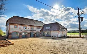The Coach And Horses